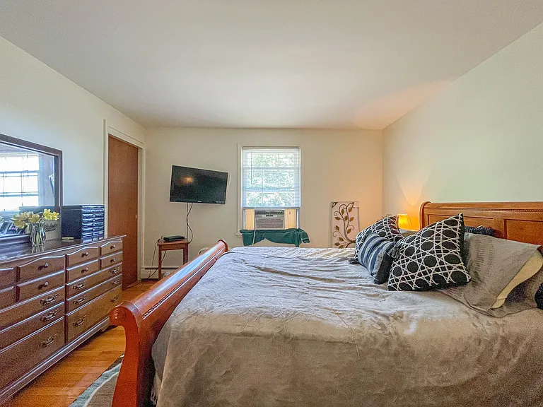 124 Pleasant Hill Rd — Photo 29