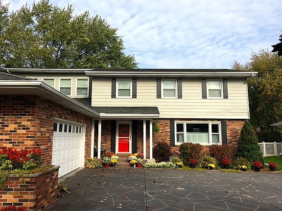 2nd image of 71 Stacy Ave