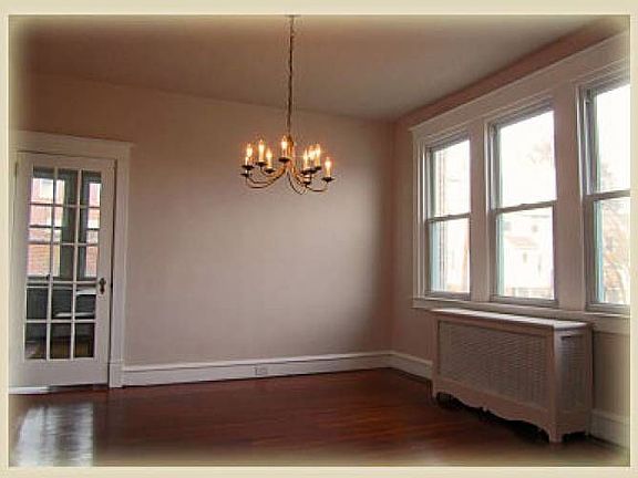 5th image of 163 W Albemarle Ave
