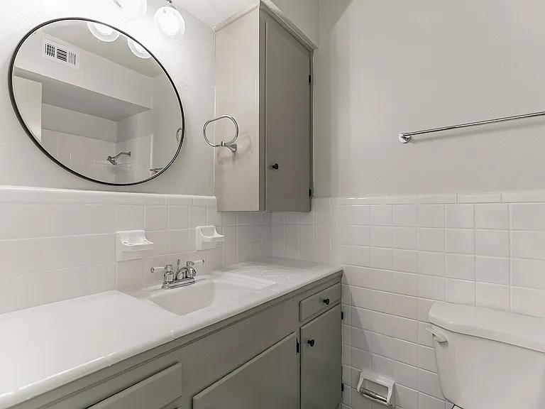 Colony House — Photo 20