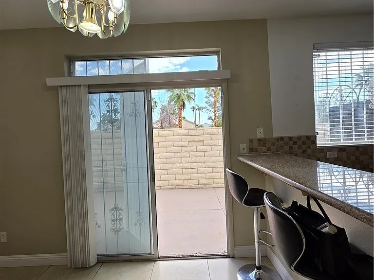 2524 Silver Shadow Dr — Photo 33