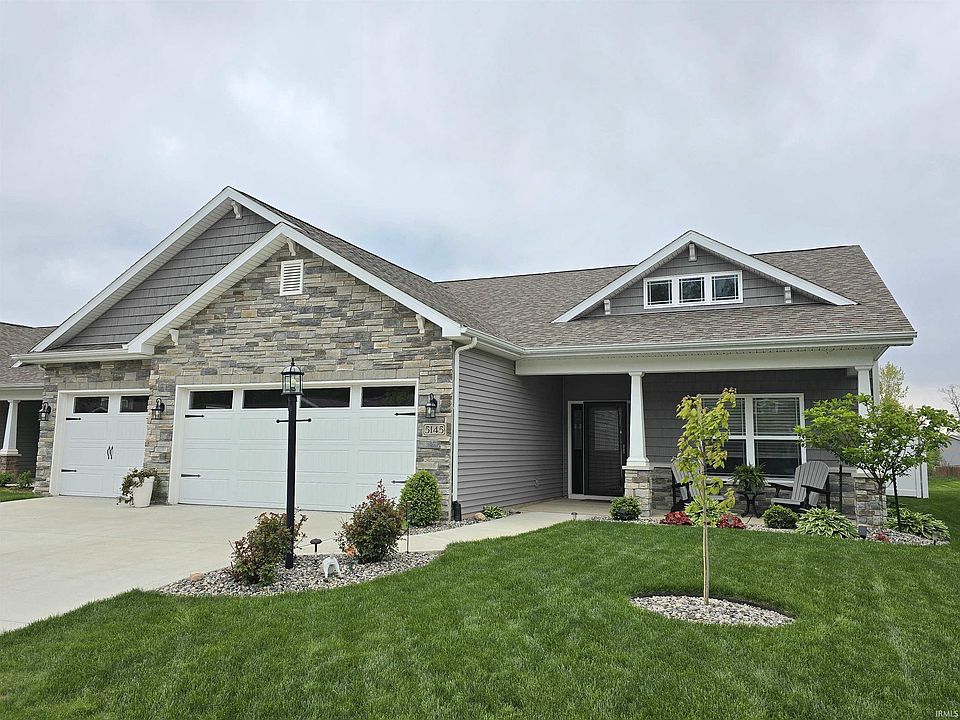 1st image of 5145 Desert View Pl