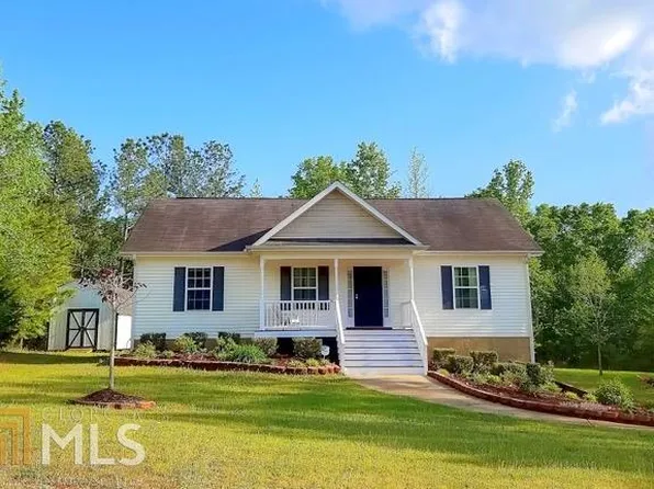 373 Highgrove Dr, Zebulon, GA 30295