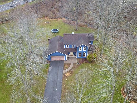 5th image of 7642 Creekwood Ln