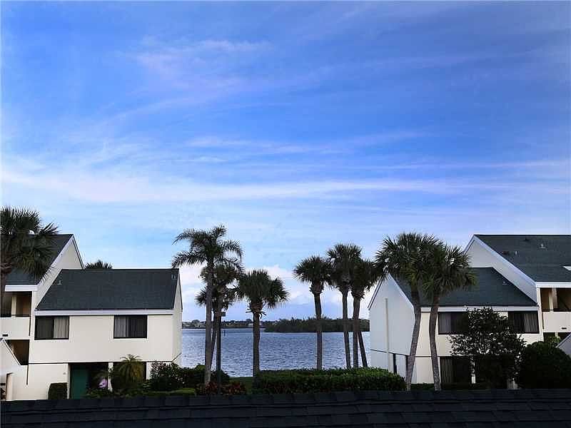 1st image of 1825 Tarpon Ln