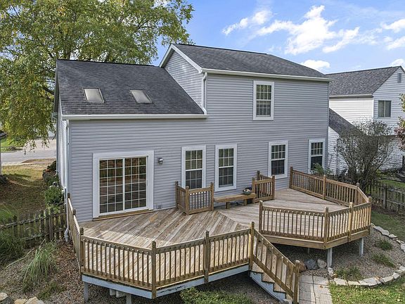 4th image of 3088 Alderbrook Dr
