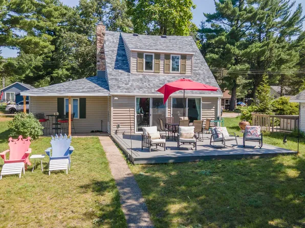W13495 Czech Ln, Coloma, WI 54930