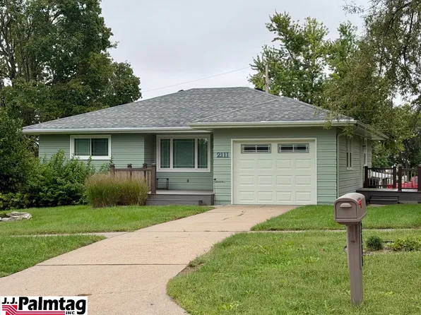 2111 L St, Auburn, NE 68305