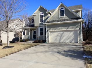 14645 S Summit St, Olathe, KS 66062