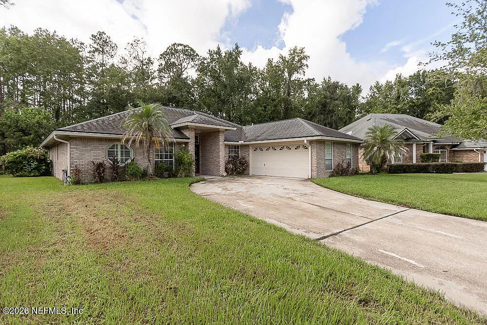 4 bed, 2.0 bath, 2129 sqft, $2,900 — Photo 2