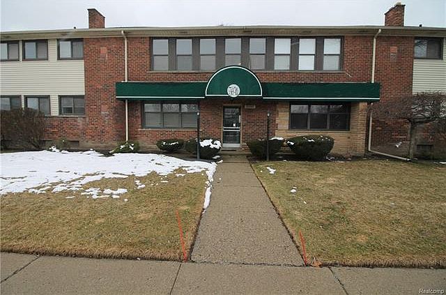 1st image of 25749 Woodward Ave APT 205
