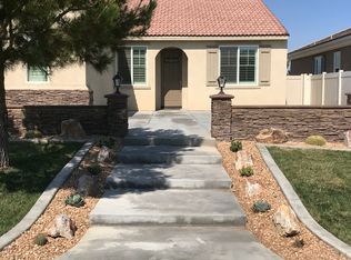 10338 Darby Rd, Apple Valley, CA 92308