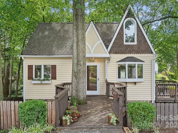 1512 Ideal Way, Charlotte, NC 28203