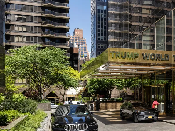 845 United Nations Plaza image 16 of 16