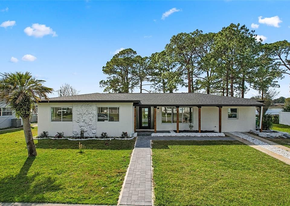 1st image of 1246 W WELLINGTON DRIVE