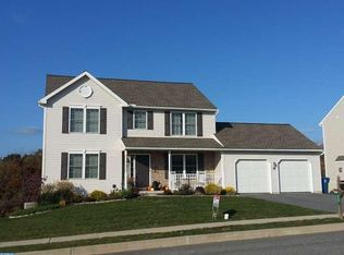448 E 4th St, Bernville, PA 19506