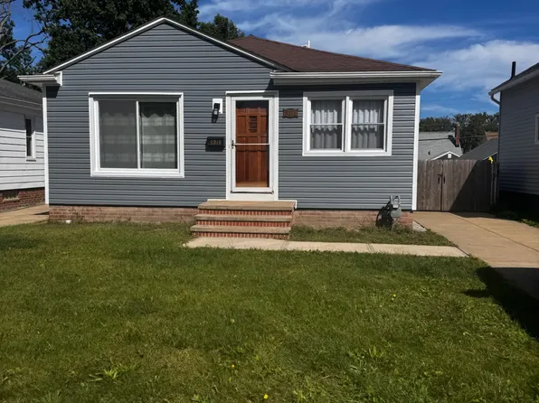 8318 Fernhill Ave, Parma, OH 44129