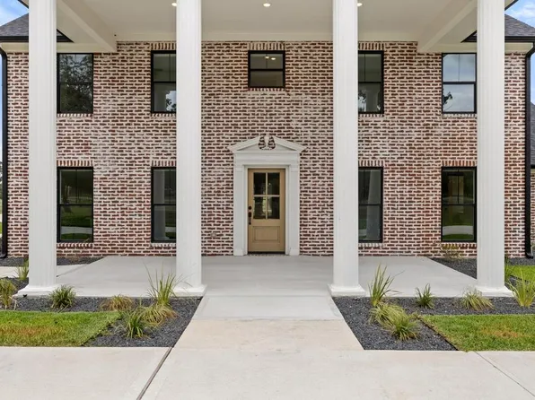 1017 County Road 229, Giddings, TX 78942