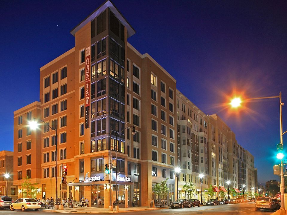 Jefferson MarketPlace Exterior