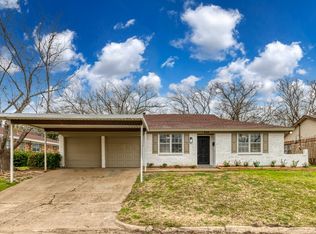 904 Kelley Dr, Everman, TX 76140