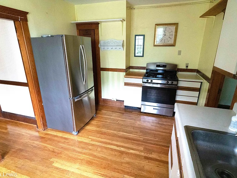 39 Saint Joseph St #1 — Photo 6