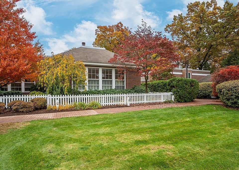 Converse Place Condominiums 165 Converse St Longmeadow MA Zillow