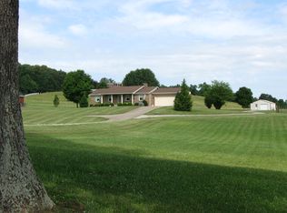 215 Antlers Trace Dr, Coxs Creek, KY 40013