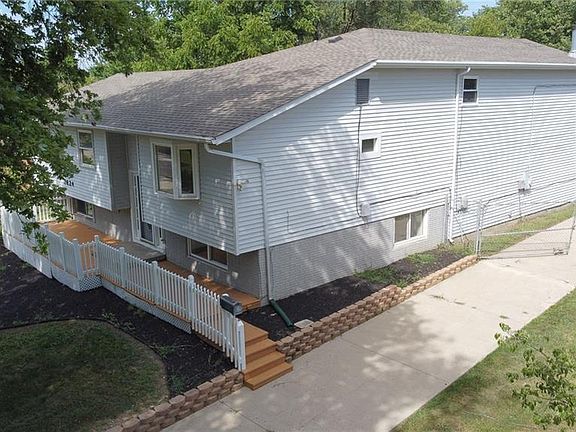 3rd image of 7624 Katy Dr