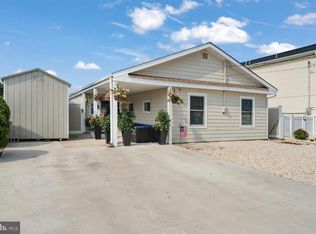 15 W Mullica Rd, Little Egg Harbor, NJ 08087