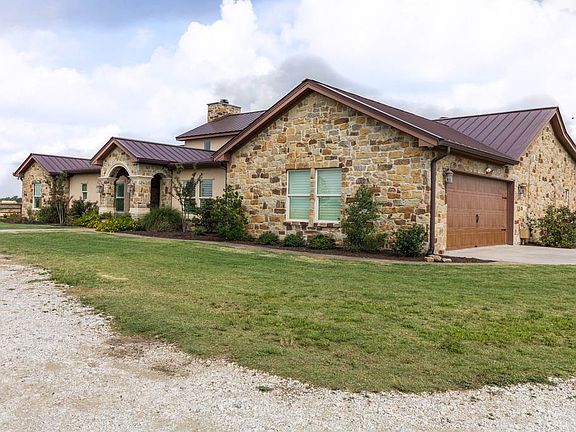 3rd image of 3441 Seven Mile Ln