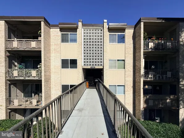 12301 Braxfield Ct #13, Rockville, MD 20852
