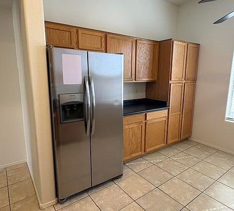 5th image of 28446 N 51st St