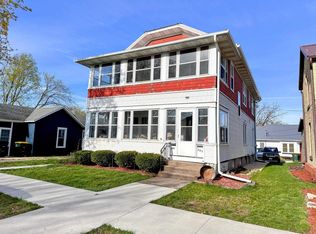 205-207 S Beaumont Rd, Prairie Du Chien, WI 53821