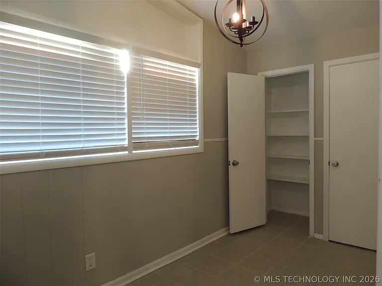 6552 E 27th Pl — Photo 9