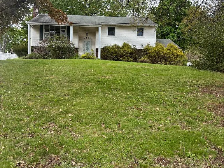2435 Welsh Dr — Photo 1