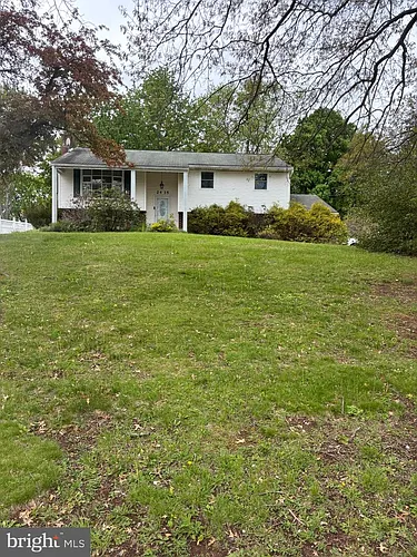 2435 Welsh Dr Photo 1