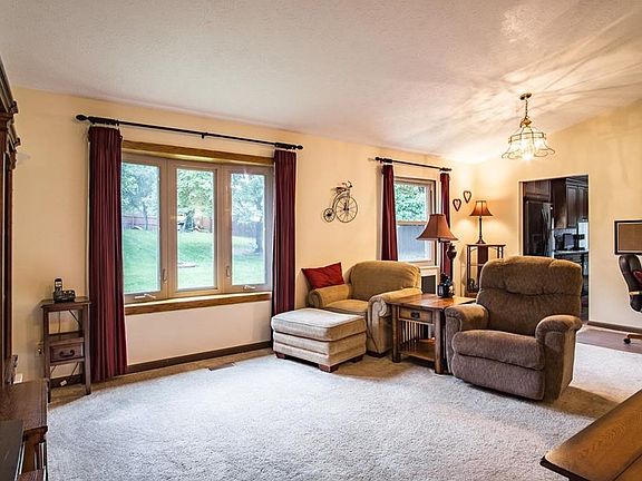 5th image of 3719 Aftonshire Dr