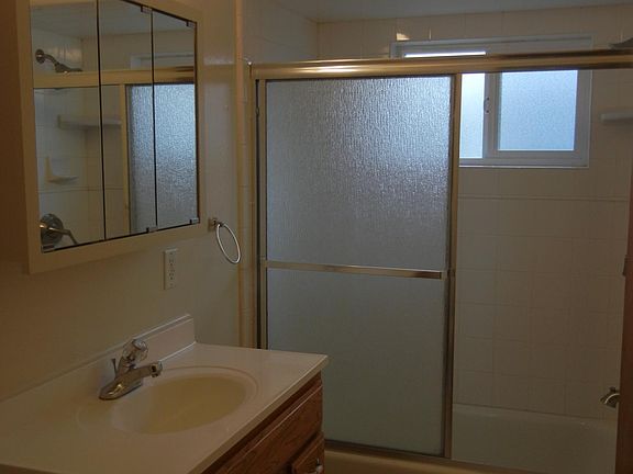 4th image of 2061 16th Ave