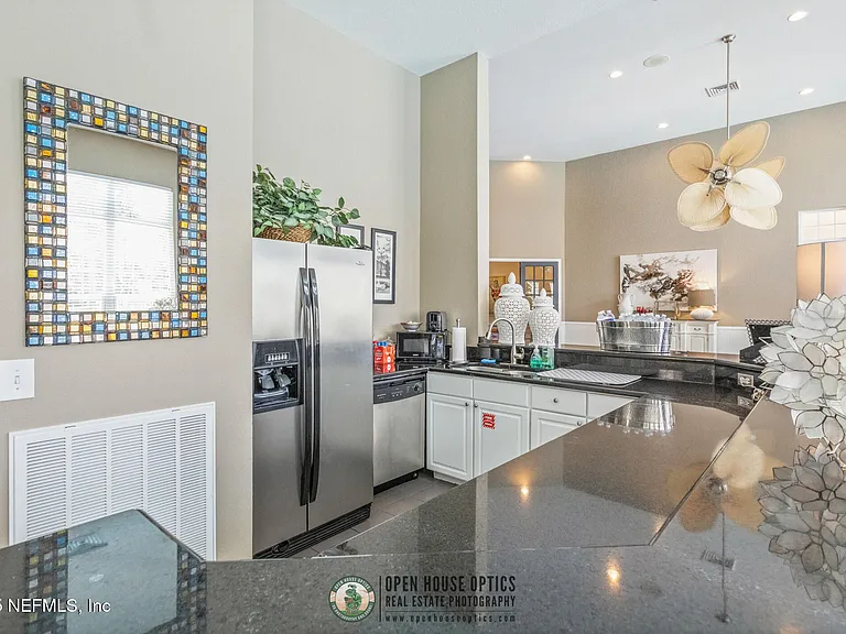 13703 Richmond Park Dr N #3306 — Photo 31