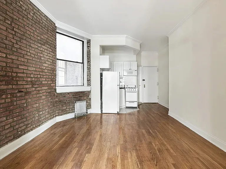 75 E 3rd St #A3 — Photo 3