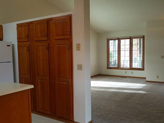 5th image of 6110 S 30th St