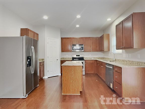 5th image of 4219 Patricia Ann Ct