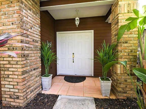3rd image of 8355 Palm Lakes Ct