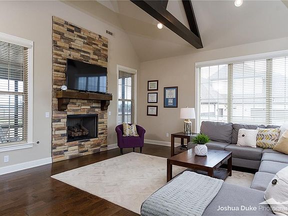 3rd image of 2412 Brookwater Ln