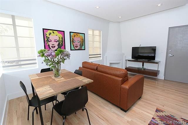 1st image of 600 15th St APT 3