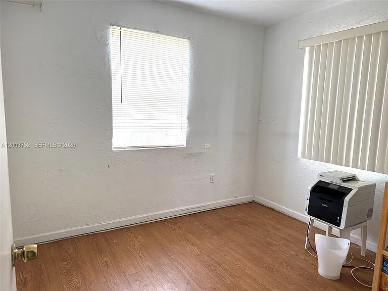 1810 NW 85th St — Photo 6