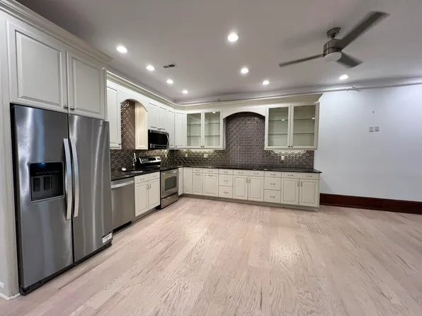 22 Campbell Ave SE, Roanoke, VA