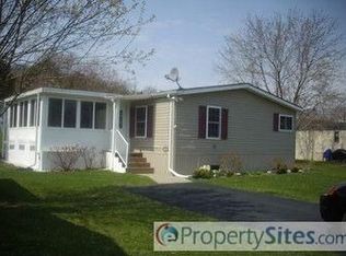 21 Tess Dr, Lafayette, NJ 07848