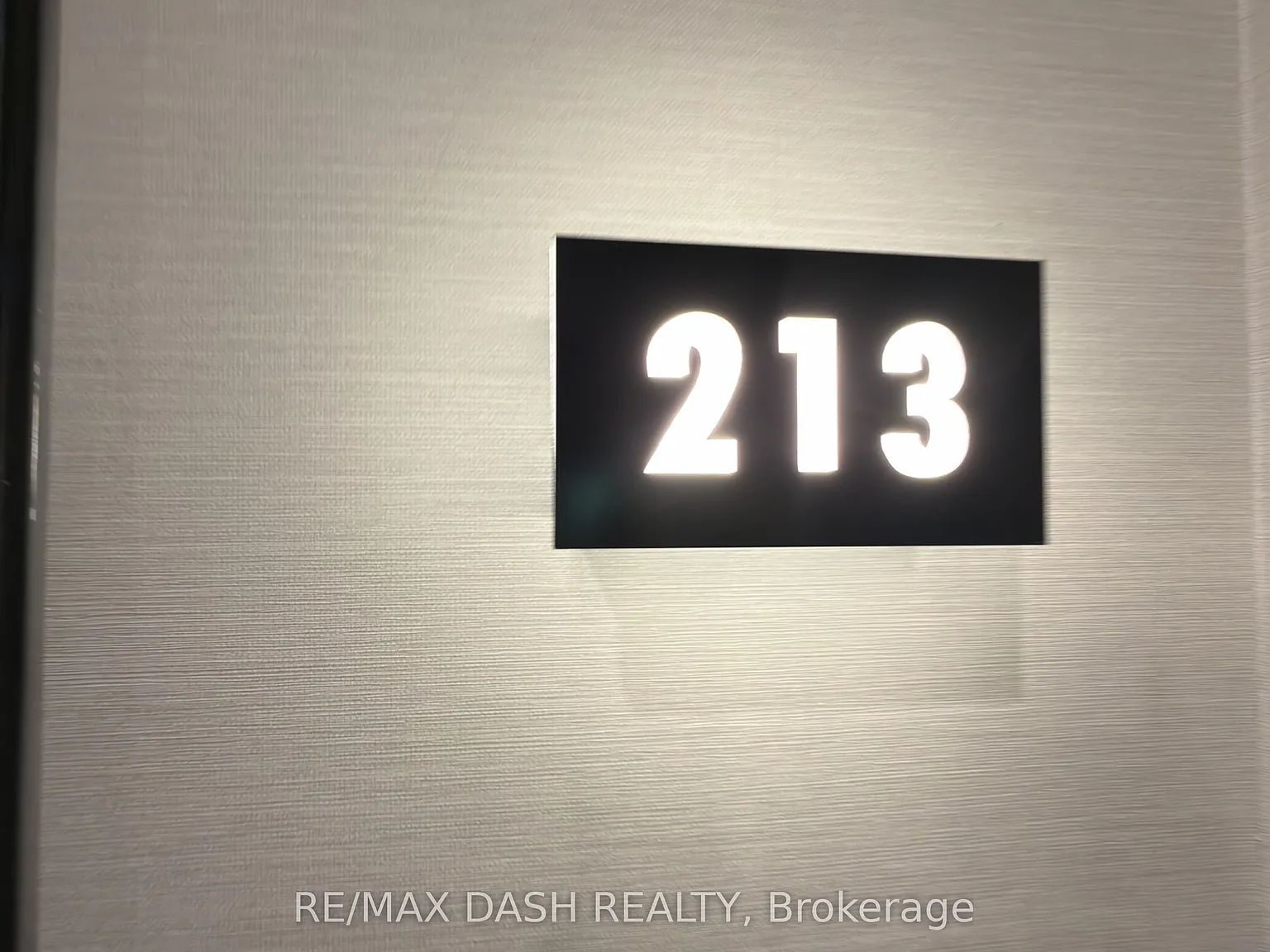 2 bed, $3,000 — Photo 4