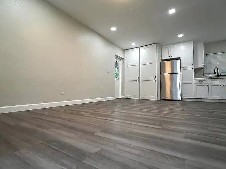 885 Ruby Ave #885 — Photo 13